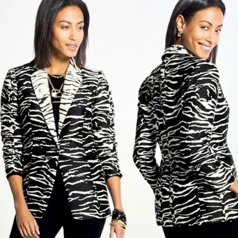 Chico’s Animal-Zebra Print One Button Blazer Size 2